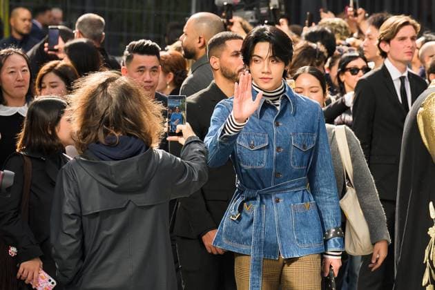 PFW Valentino Outside Arrivals Peemwasu attends the Valentino Womenswear Spring Summer 2026 show as part of Paris Fashion Week on October 05, 2025 in Paris, France. Photo by Laurent Zabulon ABACAPRESS.COM Paris France  Copyright: xZabulonxLaurent ABACAx