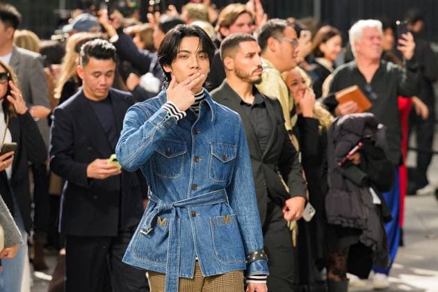 PFW Valentino Outside Arrivals Peemwasu attends the Valentino Womenswear Spring Summer 2026 show as part of Paris Fashion Week on October 05, 2025 in Paris, France. Photo by Laurent Zabulon ABACAPRESS.COM Paris France  Copyright: xZabulonxLaurent ABACAx