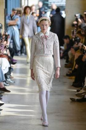PFW - Shuting Qiu Runway A model walks the runway during the Shuting Qiu Womenswear Spring Summer 2026 show as part of Paris Fashion Week on October 5, 2025 in Paris, France. Photo by Jana Call me J ABACAPRESS.COM Paris Ile de France France  Copyright: xJanaxCallxmexJ ABACAx