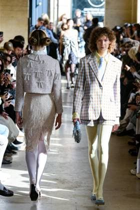PFW - Shuting Qiu Runway A model walks the runway during the Shuting Qiu Womenswear Spring Summer 2026 show as part of Paris Fashion Week on October 5, 2025 in Paris, France. Photo by Jana Call me J ABACAPRESS.COM Paris Ile de France France  Copyright: xJanaxCallxmexJ ABACAx