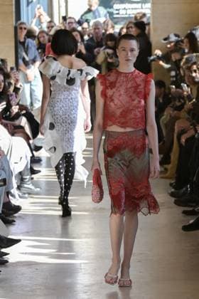 PFW - Shuting Qiu Runway A model walks the runway during the Shuting Qiu Womenswear Spring Summer 2026 show as part of Paris Fashion Week on October 5, 2025 in Paris, France. Photo by Jana Call me J ABACAPRESS.COM Paris Ile de France France  Copyright: xJanaxCallxmexJ ABACAx