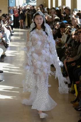 PFW - Shuting Qiu Runway A model walks the runway during the Shuting Qiu Womenswear Spring Summer 2026 show as part of Paris Fashion Week on October 5, 2025 in Paris, France. Photo by Jana Call me J ABACAPRESS.COM Paris Ile de France France  Copyright: xJanaxCallxmexJ ABACAx