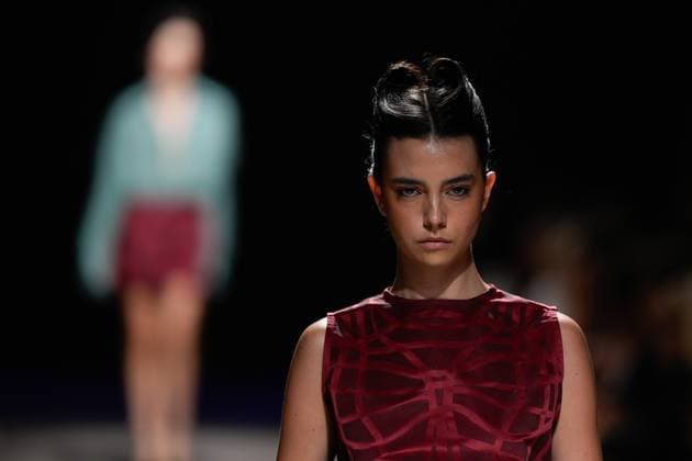 October 5, 2025, Lisbon, Portugal: A model walks the runway during Dino Alves fashion show at ModaLisboa Base, Lisbon Fashion Week in Lisboa. Lisbon Portugal - ZUMAs197 20251005_aaa_s197_479 Copyright: xBrunoxdexCarvalhox
