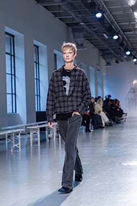 Rehearsal for the Niccolò Pasqualetti Womenswear Spring Summer 2026 show during Paris Fashion Week on October 05, 2025 Florian Savina Bestimage PARIS, FRANCE OCTOBER 05 Backstage, runway rehearsal for models at the Niccolò Pasqualetti Womenswear Spring Summer 2026 show during Paris Fashion Week on October 05, 2025 in Paris, France Paris France  Copyright: xFlorianxSavinax xBestimagexFlorianxSavinax xBestimagex