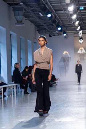 Rehearsal for the Niccolò Pasqualetti Womenswear Spring Summer 2026 show during Paris Fashion Week on October 05, 2025 Florian Savina Bestimage PARIS, FRANCE OCTOBER 05 Backstage, runway rehearsal for models at the Niccolò Pasqualetti Womenswear Spring Summer 2026 show during Paris Fashion Week on October 05, 2025 in Paris, France Paris France  Copyright: xFlorianxSavinax xBestimagexFlorianxSavinax xBestimagex
