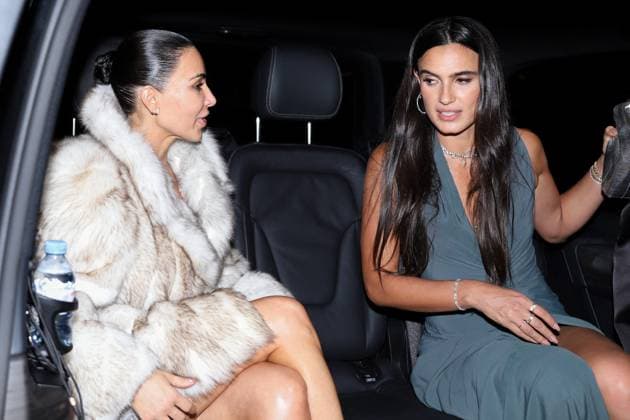 Kim Kardashian at the Siena Paris restaurant during Paris Fashion Week on october 5 2025 Yoann Ouahcene Bestimage Celebrities at the Siena Paris restaurant during Paris Fashion Week on october 5 2025 Paris France  Copyright: xYoannxOuahcenex xBestimagexYoannxOuahcenex xBestimagex