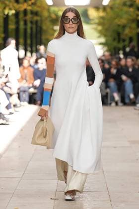 (251006) -- PARIS, Oct. 6, 2025 -- A model presents creations from the ready-to-wear Spring Summer 2026 collections by CELINE during the Paris Fashion Week in Paris, France, on Oct. 5, 2025. ( Handout via Xinhua) FRANCE-PARIS-FASHION WEEK-CELINE MeetEurope 
