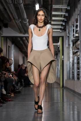 Jean Paul Gaultier Fashion Show Women Ready to Wear Spring Summer 2026 Collection during Paris Fashion Week October 5th, 2025 Jean Paul Gaultier Fashion Show Women Ready to Wear Spring Summer 2026 Collection , during Paris Fashion Week October 5th, 2025 Paris France  Copyright: xAgencex xBestimagexAgencex xBestimagex