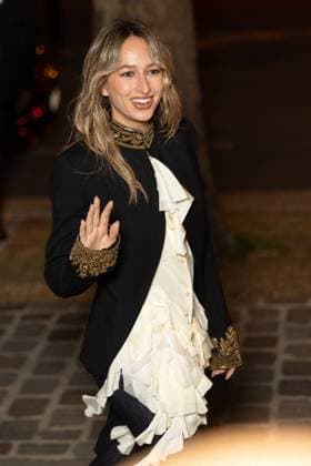 Isabelle Allain aka Izzipoopi People at the McQueen Womens Ready to Wear Spring Summer 2026 Collection show during Paris Fashion Week PFW on October 5, 2025 Julien Sarkissian Bestimage People at the McQueen Womens Ready to Wear Spring Summer 2026 Collection show during Paris Fashion Week PFW on October 5, 2025 Paris France  Copyright: xJulienxSarkissianx xBestimagexJulienxSarkissianx xBestimagex