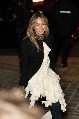 Isabelle Allain aka Izzipoopi People at the McQueen Womens Ready to Wear Spring Summer 2026 Collection show during Paris Fashion Week PFW on October 5, 2025 Julien Sarkissian Bestimage People at the McQueen Womens Ready to Wear Spring Summer 2026 Collection show during Paris Fashion Week PFW on October 5, 2025 Paris France  Copyright: xJulienxSarkissianx xBestimagexJulienxSarkissianx xBestimagex