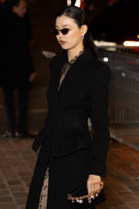 Estelle Chen People at the McQueen Womens Ready to Wear Spring Summer 2026 Collection show during Paris Fashion Week PFW on October 5, 2025 Julien Sarkissian Bestimage People at the McQueen Womens Ready to Wear Spring Summer 2026 Collection show during Paris Fashion Week PFW on October 5, 2025 Paris France  Copyright: xJulienxSarkissianx xBestimagexJulienxSarkissianx xBestimagex