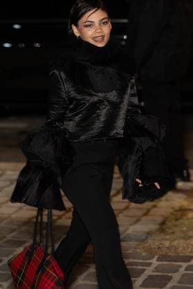 Ariana Greenblatt People at the McQueen Womens Ready to Wear Spring Summer 2026 Collection show during Paris Fashion Week PFW on October 5, 2025 Julien Sarkissian Bestimage People at the McQueen Womens Ready to Wear Spring Summer 2026 Collection show during Paris Fashion Week PFW on October 5, 2025 Paris France  Copyright: xJulienxSarkissianx xBestimagexJulienxSarkissianx xBestimagex
