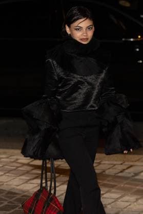 Ariana Greenblatt People at the McQueen Womens Ready to Wear Spring Summer 2026 Collection show during Paris Fashion Week PFW on October 5, 2025 Julien Sarkissian Bestimage People at the McQueen Womens Ready to Wear Spring Summer 2026 Collection show during Paris Fashion Week PFW on October 5, 2025 Paris France  Copyright: xJulienxSarkissianx xBestimagexJulienxSarkissianx xBestimagex