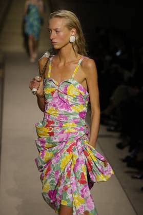 PFW - Chloe Runway A model walks the runway during the Chloe Womenswear Spring Summer 2026 show as part of Paris Fashion Week on October 05, 2025 in Paris, France. Photo by Alain-Gil Gonzalez ABACAPRESS.COM Paris France  Copyright: xGonzalezxAlain-Gil ABACAx