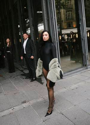 Demi Lovato at the arrivals at the COPERNI Fashion Show Ready to Wear Women Collection Spring Summer 2026 during Paris Fashion Week PFW , at the Centre Pompidou, in Paris, France, on October 6, 2026 Sam Delpech Bestimage Arrivals Coperni Fashion Show Ready to Wear Collection Spring Summer 2026 during Paris Fashion Week on 6, october, 2025 Paris France  Copyright: xSamxDelpechx xBestimagexSamxDelpechx xBestimagex