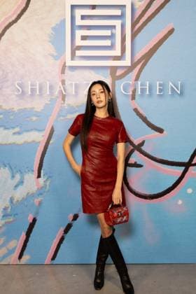 Choo Ja Hyun au photocall du défilé Shiatzi Chen Collection Femme Prêt à Porter Printemps Eté 2026 au palais de Tokyo lors de la Fashion Week de Paris PFW , le 6 octobre 2025 Julien Sarkissian Bestimage Photocall of Shiatzi Chen Women Ready to Wear Spring Summer 2026 Collection fashion show, during Paris Fashion Week, on October 6th, 2025 Paris France  Copyright: xJulienxSarkissianx xBestimagexJulienxSarkissianx xBestimagex
