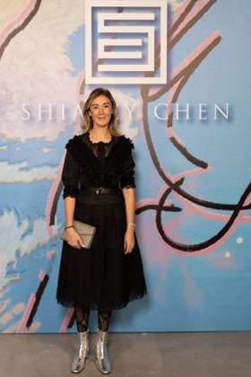 Guest au photocall du défilé Shiatzi Chen Collection Femme Prêt à Porter Printemps Eté 2026 au palais de Tokyo lors de la Fashion Week de Paris PFW , le 6 octobre 2025 Julien Sarkissian Bestimage Photocall of Shiatzi Chen Women Ready to Wear Spring Summer 2026 Collection fashion show, during Paris Fashion Week, on October 6th, 2025 Paris France  Copyright: xJulienxSarkissianx xBestimagexJulienxSarkissianx xBestimagex