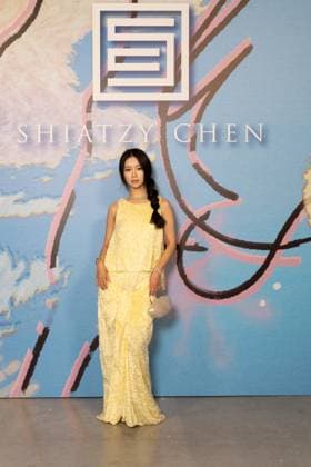 Xiya Lan au photocall du défilé Shiatzi Chen Collection Femme Prêt à Porter Printemps Eté 2026 au palais de Tokyo lors de la Fashion Week de Paris PFW , le 6 octobre 2025 Julien Sarkissian Bestimage Photocall of Shiatzi Chen Women Ready to Wear Spring Summer 2026 Collection fashion show, during Paris Fashion Week, on October 6th, 2025 Paris France  Copyright: xJulienxSarkissianx xBestimagexJulienxSarkissianx xBestimagex