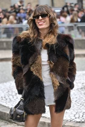 PFW Miu Miu Outside Arrivals Lou Doillon arriving at Miu Miu show during Paris Fashion Week in Paris, France on October 6, 2025. Photo by Julien Reynaud APS-Medias ABACAPRESS.COM Paris France  Copyright: xReynaudxJulien APS-Medias ABACAx