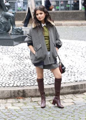 Nina Dobrev at the arrivals of the fashion show Miu Miu Collection Femme Prêt à Porter Printemps Eté 2026 during Paris Fashion Week PFW , au Conseil Économique, social et environnemental, Palais d lena, à Paris, France, le 6 octobre 2025 Denis Guignebourg Bestimage Arrivals Balenciaga Fashion Show Ready to Wear Collection Spring Summer 2026 during Paris Fashion Week on 6, october, 2025 Paris France  Copyright: xDenisxGuignebourgx xBestimagexDenisxGuignebourgx xBestimagex