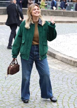 Louane at the arrivals of the Miu Miu Fashion Show Ready to Wear Women Collection Spring Summer 2026 during Paris Fashion Week PFW , at the Economic, Social and Environmental Council, Palais d lena, in Paris, France, October 6, 2025 Denis Guignebourg Bestimage Arrivals Balenciaga Fashion Show Ready to Wear Collection Spring Summer 2026 during Paris Fashion Week on 6, october, 2025 Paris France  Copyright: xDenisxGuignebourgx xBestimagexDenisxGuignebourgx xBestimagex