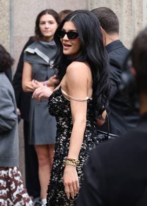 Kylie Jenner at the arrivals of the fashion show Miu Miu Collection Femme Prêt à Porter Printemps Eté 2026 during Paris Fashion Week PFW , au Conseil Économique, social et environnemental, Palais d lena, à Paris, France, le 6 octobre 2025 Denis Guignebourg Bestimage Arrivals Balenciaga Fashion Show Ready to Wear Collection Spring Summer 2026 during Paris Fashion Week on 6, october, 2025 Paris France  Copyright: xDenisxGuignebourgx xBestimagexDenisxGuignebourgx xBestimagex