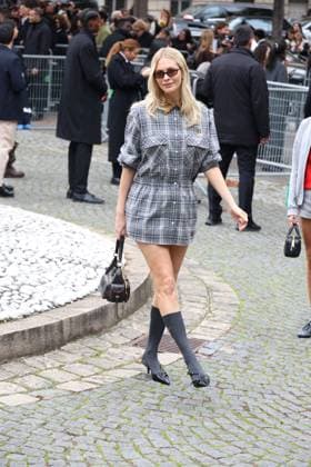 Poppy Delevingne at the arrivals of the Miu Miu Fashion Show Ready to Wear Women Collection Spring Summer 2026 during Paris Fashion Week PFW , at the Economic, Social and Environmental Council, Palais d lena, in Paris, France, October 6, 2025 Denis Guignebourg Bestimage Arrivals Balenciaga Fashion Show Ready to Wear Collection Spring Summer 2026 during Paris Fashion Week on 6, october, 2025 Paris France  Copyright: xDenisxGuignebourgx xBestimagexDenisxGuignebourgx xBestimagex