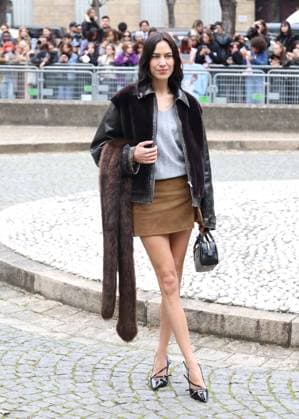Alexa Chung at the arrivals of the fashion show Miu Miu Collection Femme Prêt à Porter Printemps Eté 2026 during Paris Fashion Week PFW , au Conseil Économique, social et environnemental, Palais d lena, à Paris, France, le 6 octobre 2025 Denis Guignebourg Bestimage Arrivals Balenciaga Fashion Show Ready to Wear Collection Spring Summer 2026 during Paris Fashion Week on 6, october, 2025 Paris France  Copyright: xDenisxGuignebourgx xBestimagexDenisxGuignebourgx xBestimagex