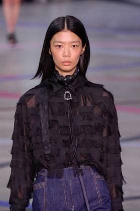 PFW - Shiatzy Chen Runway A model walks the runway during the Shiatzy Chen Womenswear Spring Summer 2026 show as part of Paris Fashion Week on October 6, 2025 in Paris, France. Photo by Jana Call me J ABACAPRESS.COM Paris Ile de France France  Copyright: xJanaxCallxmexJ ABACAx