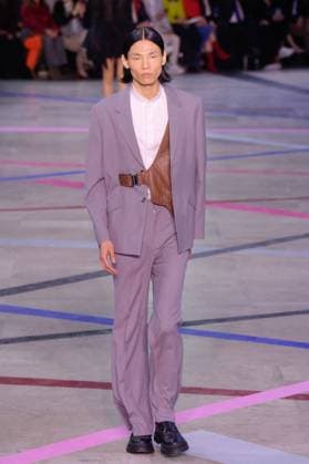 PFW - Shiatzy Chen Runway A model walks the runway during the Shiatzy Chen Womenswear Spring Summer 2026 show as part of Paris Fashion Week on October 6, 2025 in Paris, France. Photo by Jana Call me J ABACAPRESS.COM Paris Ile de France France  Copyright: xJanaxCallxmexJ ABACAx