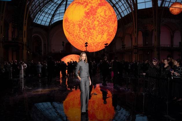 PFW Chanel Photocall Rosie Huntington attending the Chanel Womenswear Spring Summer 2026 show as part of Paris Fashion Week in Paris, France on October 06, 2025. Photo by Aurore Marechal ABACAPRESS.COM Paris France  Copyright: xMarechalxAurore ABACAx