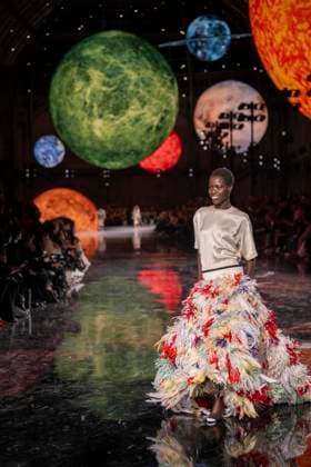 Chanel - Women Ready-to-wear Spring-Summer 2026 - Paris A model presents a creation by Chanel for the Women Ready-to-wear Spring-Summer 2026 collection as part of the Paris Fashion Week, at the Grand Palais, in Paris, on October 6, 2025.Photo by Eliot Blondet ABACAPRESS.COM Paris France France  Copyright: xBlondetxEliot ABACAx