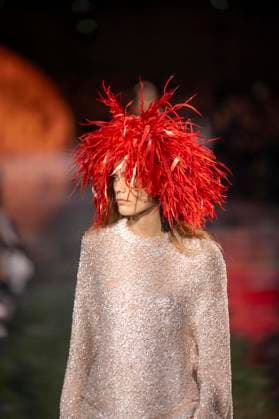 Chanel - Women Ready-to-wear Spring-Summer 2026 - Paris A model presents a creation by Chanel for the Women Ready-to-wear Spring-Summer 2026 collection as part of the Paris Fashion Week, at the Grand Palais, in Paris, on October 6, 2025.Photo by Eliot Blondet ABACAPRESS.COM Paris France France  Copyright: xBlondetxEliot ABACAx