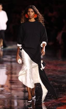 Chanel Ready-to-Wear Spring-Summer 2026 fashion show in Paris DÃ filÃ Chanel PreÌ‚t-aÌÄ-Porter Printemps-EÌteÌ 2026, le 6 octobre 2025 au Grand Palais Ã Paris. Chanel Ready-to-Wear Spring-Summer 2026 fashion show, October 6, 2025, at the Grand Palais in Paris, France.  Copyright: xFabricexChasseryx