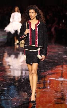 Chanel Ready-to-Wear Spring-Summer 2026 fashion show in Paris DÃ filÃ Chanel PreÌ‚t-aÌÄ-Porter Printemps-EÌteÌ 2026, le 6 octobre 2025 au Grand Palais Ã Paris. Chanel Ready-to-Wear Spring-Summer 2026 fashion show, October 6, 2025, at the Grand Palais in Paris, France.  Copyright: xFabricexChasseryx