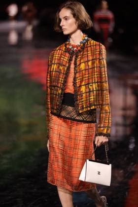Chanel Ready-to-Wear Spring-Summer 2026 fashion show in Paris DÃ filÃ Chanel PreÌ‚t-aÌÄ-Porter Printemps-EÌteÌ 2026, le 6 octobre 2025 au Grand Palais Ã Paris. Chanel Ready-to-Wear Spring-Summer 2026 fashion show, October 6, 2025, at the Grand Palais in Paris, France.  Copyright: xFabricexChasseryx