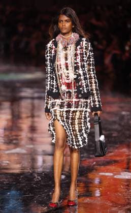 Chanel Ready-to-Wear Spring-Summer 2026 fashion show in Paris DÃ filÃ Chanel PreÌ‚t-aÌÄ-Porter Printemps-EÌteÌ 2026, le 6 octobre 2025 au Grand Palais Ã Paris. Chanel Ready-to-Wear Spring-Summer 2026 fashion show, October 6, 2025, at the Grand Palais in Paris, France.  Copyright: xFabricexChasseryx