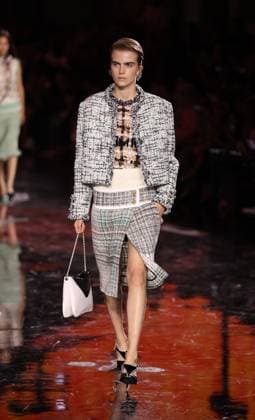 Chanel Ready-to-Wear Spring-Summer 2026 fashion show in Paris DÃ filÃ Chanel PreÌ‚t-aÌÄ-Porter Printemps-EÌteÌ 2026, le 6 octobre 2025 au Grand Palais Ã Paris. Chanel Ready-to-Wear Spring-Summer 2026 fashion show, October 6, 2025, at the Grand Palais in Paris, France.  Copyright: xFabricexChasseryx