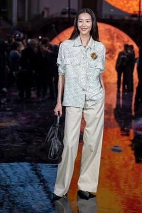 Liu Wen - Photo Call of Chanel Fashion Show, Spring Summer 2026 Collection as part of Paris Fashion Week, France, October 6th 2025 Olivier Borde Bestimage Photo Call of Chanel Fashion Show, Spring Summer 2026 Collection as part of Paris Fashion Week, France, October 6th 2025 Paris France  Copyright: xOLIVIERxBORDEx xBESTIMAGExOLIVIERxBORDEx xBESTIMAGEx