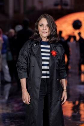 Julia Louis Dreyfus - Photo Call of Chanel Fashion Show, Spring Summer 2026 Collection as part of Paris Fashion Week, France, October 6th 2025 Olivier Borde Bestimage Photo Call of Chanel Fashion Show, Spring Summer 2026 Collection as part of Paris Fashion Week, France, October 6th 2025 Paris France  Copyright: xOLIVIERxBORDEx xBESTIMAGExOLIVIERxBORDEx xBESTIMAGEx