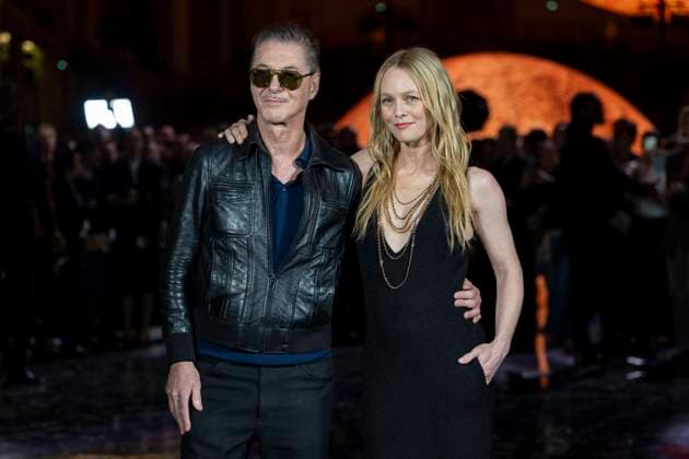 Etienne Daho et Vanessa Paradis - Photo Call of Chanel Fashion Show, Spring Summer 2026 Collection as part of Paris Fashion Week, France, October 6th 2025 Olivier Borde Bestimage Photo Call of Chanel Fashion Show, Spring Summer 2026 Collection as part of Paris Fashion Week, France, October 6th 2025 Paris France  Copyright: xOLIVIERxBORDEx xBESTIMAGExOLIVIERxBORDEx xBESTIMAGEx