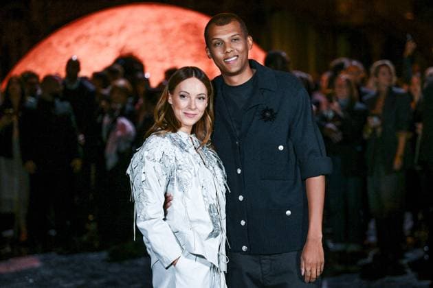 PFW Chanel Photocall Stromae and his wife Coralie attending the Chanel Womenswear Spring Summer 2026 show as part of Paris Fashion Week in Paris, France on October 06, 2025. Photo by Aurore Marechal ABACAPRESS.COM Paris France  Copyright: xMarechalxAurore ABACAx