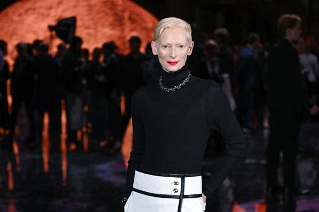 PFW Chanel Photocall Tilda Swinton attending the Chanel Womenswear Spring Summer 2026 show as part of Paris Fashion Week in Paris, France on October 06, 2025. Photo by Aurore Marechal ABACAPRESS.COM Paris France  Copyright: xMarechalxAurore ABACAx