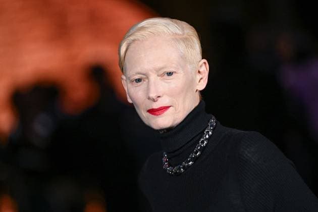 PFW Chanel Photocall Tilda Swinton attending the Chanel Womenswear Spring Summer 2026 show as part of Paris Fashion Week in Paris, France on October 06, 2025. Photo by Aurore Marechal ABACAPRESS.COM Paris France  Copyright: xMarechalxAurore ABACAx