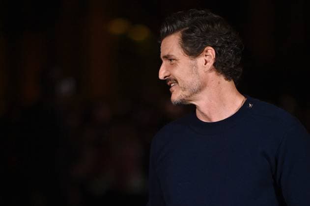 Chanel Photocall Paris Fashion Week. FC Pedro Pascal attends the Chanel Womenswear Spring Summer 2026 show as part of Paris Fashion Week on October 06, 2025 in Paris, France. Photo by Franck Castel ABACAPRESS.COM Paris France  Copyright: xCastelxFranck ABACAx