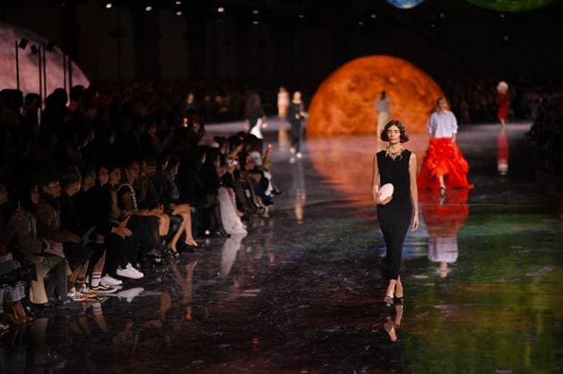 Chanel Runway Fashion Week Paris.FC Models walk the runway during the Chanel Womenswear Spring Summer 2026 show as part of Paris Fashion Week on October 06, 2025 in Paris, France. Photo by Franck Castel ABACAPRESS.COM Paris France  Copyright: xCastelxFranck ABACAx