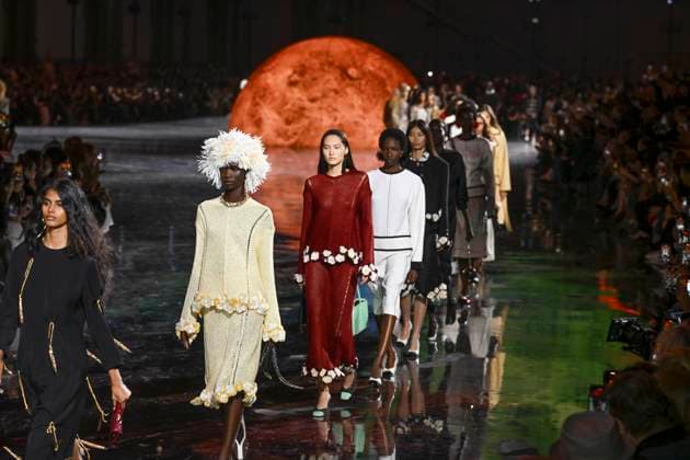 Chanel mode 449385 2025 10 06  Copyright: xSergexArnalx xStarfacex STAR_449385_048