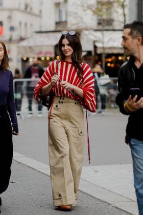PFW - Lana Del Rey arriving At Zimmermann Street style, Lana Del Rey arriving at Zimmermann Spring Summer 2026 ready-to-wear show, held at Carreau du Temple, Paris, France, on October 6th, 2025. Photo by Marie-Paola Bertrand-Hillion ABACAPRESS.COM Paris France  Copyright: xBertrand-HillionxMarie-Paola ABACAx