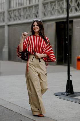 PFW - Lana Del Rey arriving At Zimmermann Street style, Lana Del Rey arriving at Zimmermann Spring Summer 2026 ready-to-wear show, held at Carreau du Temple, Paris, France, on October 6th, 2025. Photo by Marie-Paola Bertrand-Hillion ABACAPRESS.COM Paris France  Copyright: xBertrand-HillionxMarie-Paola ABACAx