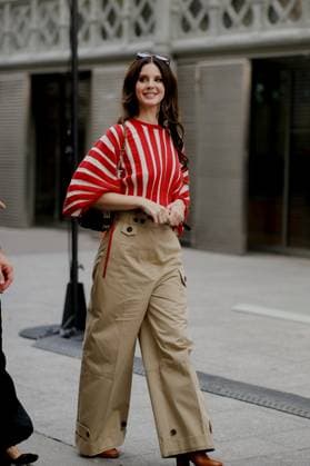 PFW - Lana Del Rey arriving At Zimmermann street style, Lana Del Rey arriving at Zimmermann Spring Summer 2026 ready-to-wear show, held at Carreau du Temple, Paris, France, on October 6th, 2025. Photo by Marie-Paola Bertrand-Hillion ABACAPRESS.COM Paris France  Copyright: xBertrand-HillionxMarie-Paola ABACAx
